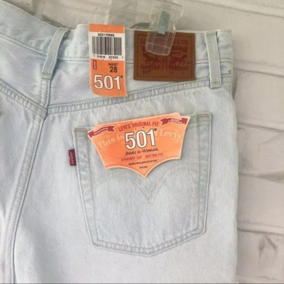 Levi’s 501 High Rise Cutoff Denim Shorts NWT - Picture 7 of 12